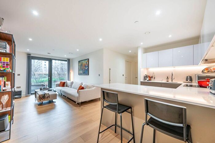 2 Bedroom Flat For Sale In Palace Arts Way, Wembley Park, Wembley, HA9