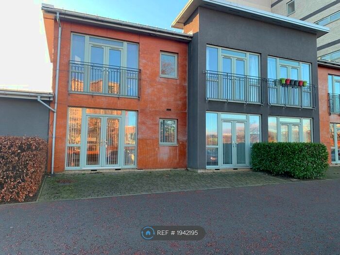 2 Bedroom Flat To Rent In North Side, Gateshead, NE8