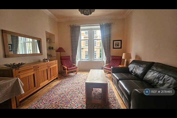 1 Bedroom Flat To Rent In Glasgow Street, Glasgow, G12