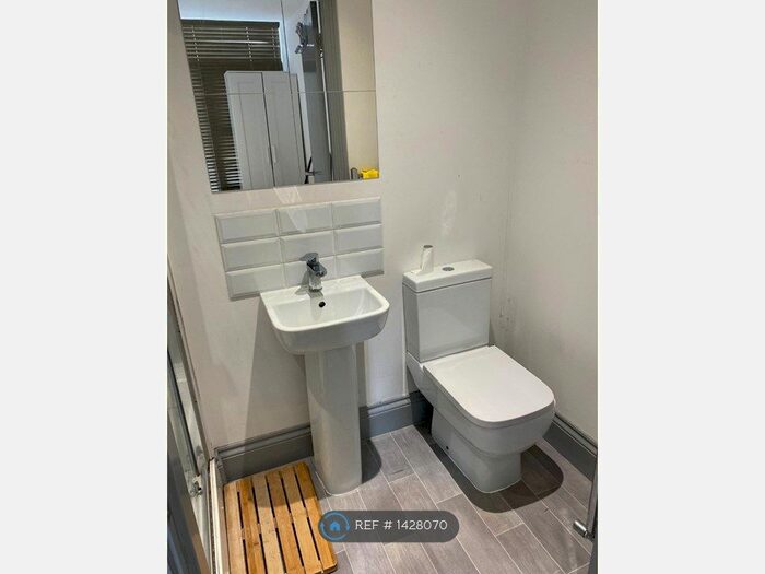 Studio To Rent In William Henry Street, Liverpool, L3