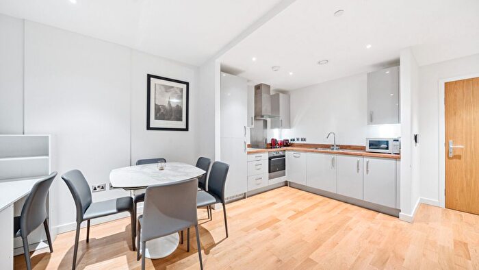1 Bedroom Flat For Sale In Cutter Lane, Greenwich, SE10