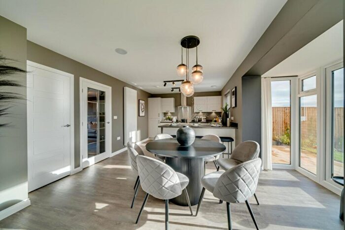 4 Bedroom Detached House For Sale In Pheasant Hill Park, Rossington, DN11