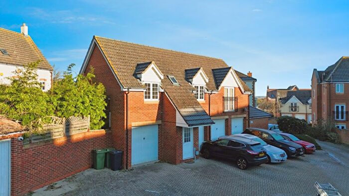 2 Bedroom Detached House For Sale In Romney Point, Ashford, TN23