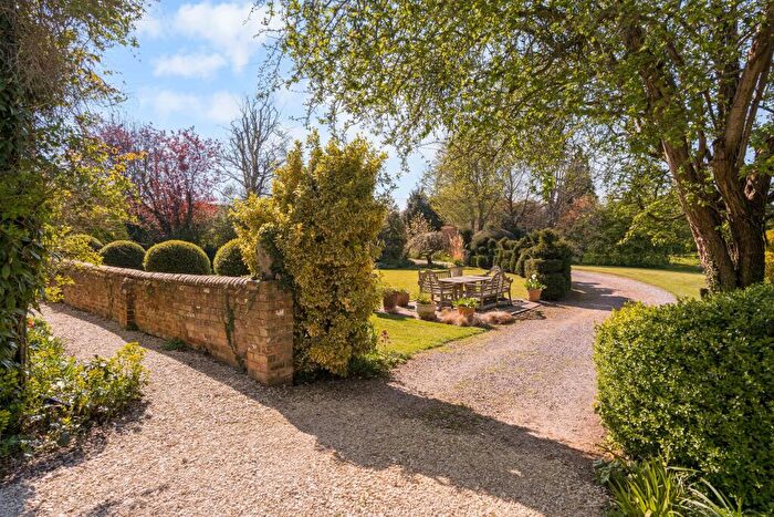 4 Bedroom Detached House For Sale In Moor Street, Framilode, GL2