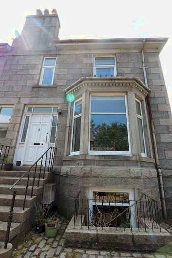 3 Bedroom End Of Terrace House To Rent In St Devenicks Terrace, Cults, AB15