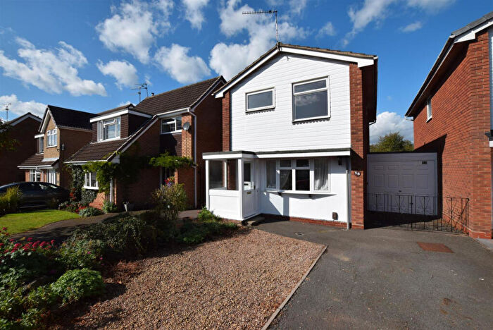 3 Bedroom Detached House To Rent In Inglewood Avenue, Mickleover, Derby, Derbyshire, DE3