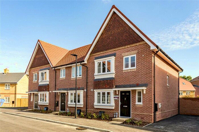 3 Bedroom Terraced House To Rent In Keywood Drive, Hersham, Walton-on-Thames, Surrey, KT12