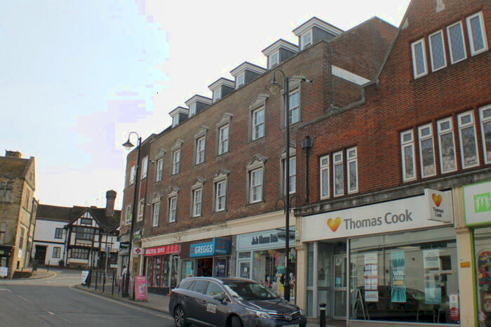 1 Bedroom Flat To Rent In London Road, East Grinstead, RH19