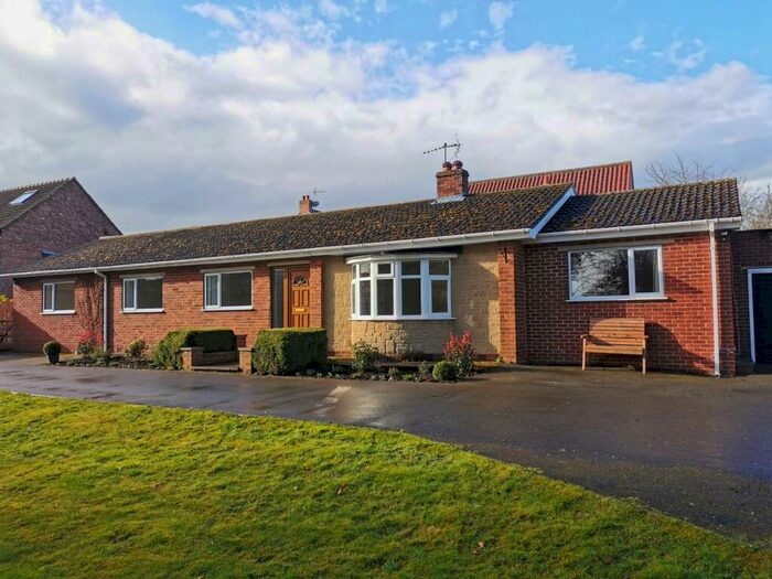 4 Bedroom Bungalow To Rent In Pottery Lane, Littlethorpe, Ripon, North Yorkshire, Uk, HG4
