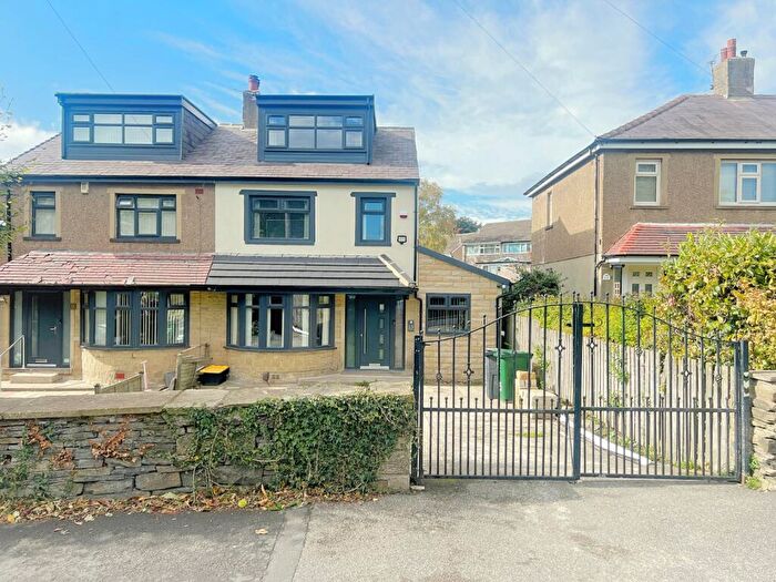 5 Bedroom Semi-Detached House For Sale In Buttershaw Lane, Bradford, BD6