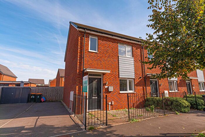 3 Bedroom Terraced House For Sale In Carmarthenshire Drive, Newport, NP19