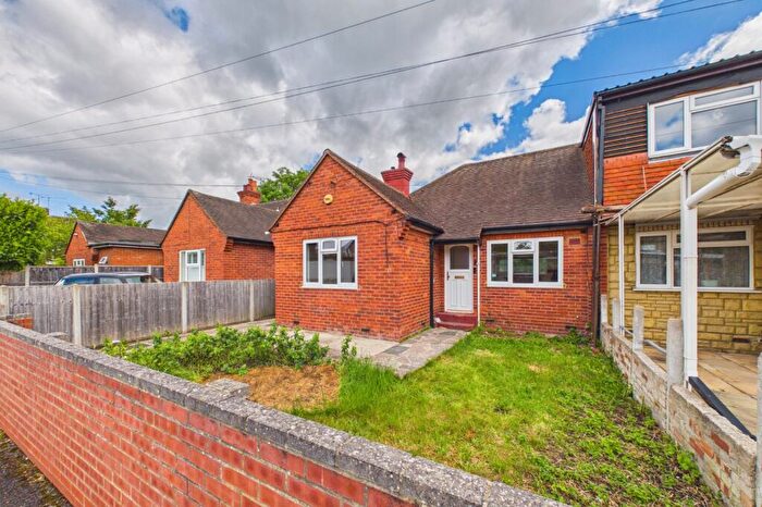 3 Bedroom Bungalow To Rent In Northfield Road, Maidenhead, Berkshire, SL6