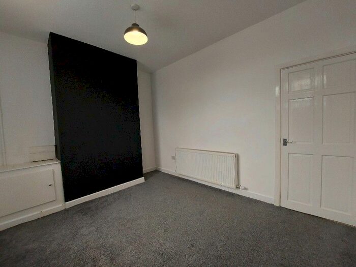 2 Bedroom Terraced House To Rent In Raglan Road, Burnley, BB11