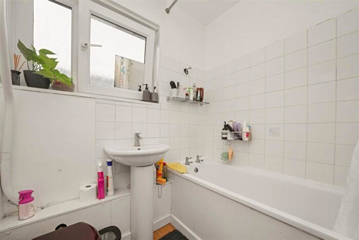 1 Bedroom Flat For Sale In Thoresby Street, Shoreditch, N1 - Photo 8