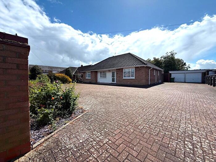 3 Bedroom Detached Bungalow For Sale In Blackmill Road, Chatteris, Cambs., PE16
