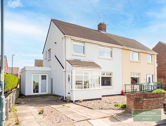 3 Bedroom Semi-Detached House For Sale In Wellands Lane, Sunderland, Tyne And Wear, SR6