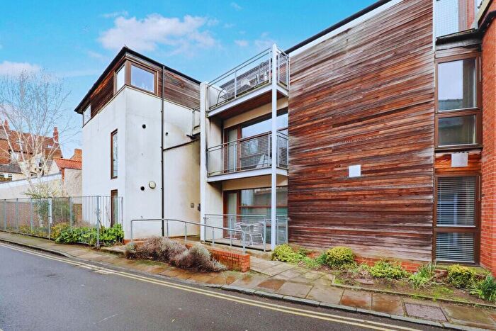 2 Bedroom Property To Rent In Trinity Lane, York, YO1