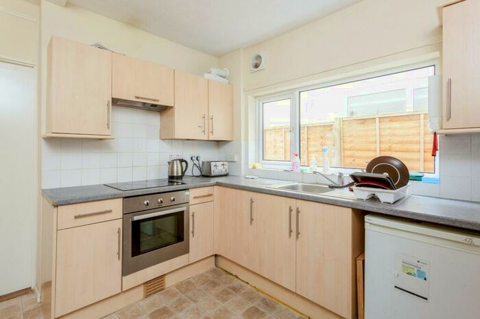 3 Bedroom Terraced House To Rent In Heidelberg Road, Southsea, PO4