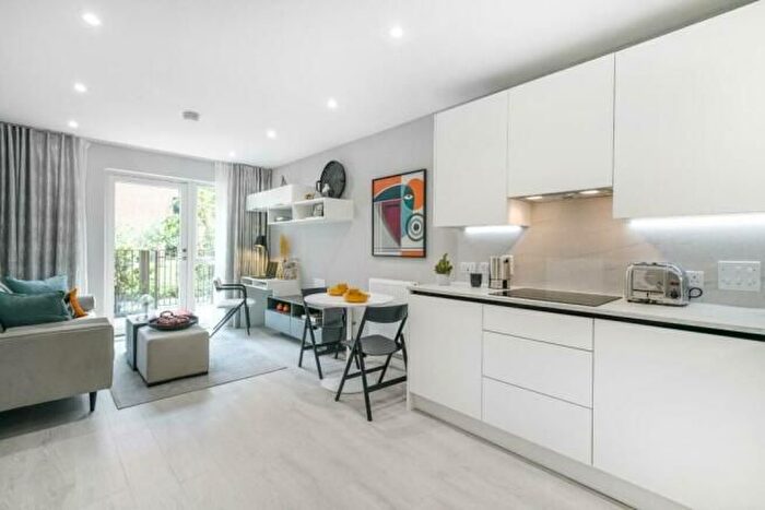 2 Bedroom Flat To Rent In Henry Strong Road, Harrow, HA1