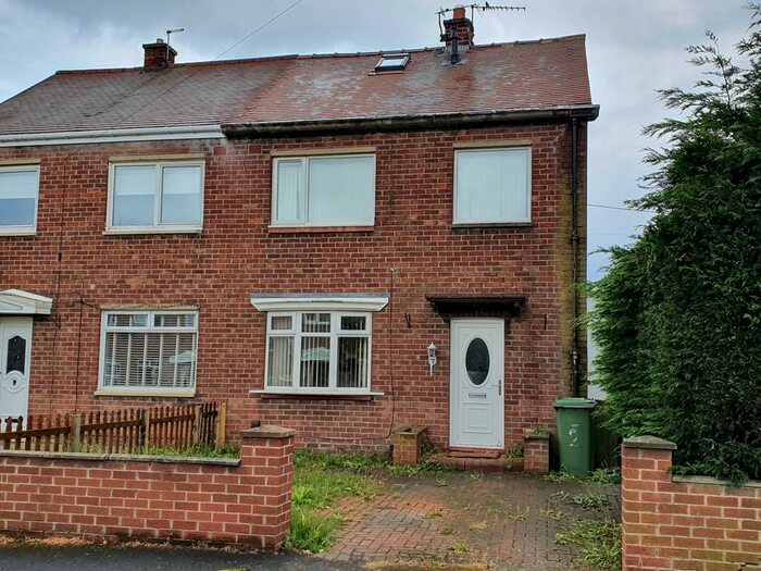 2 Bedroom Semi-Detached House To Rent In Dove Avenue, Jarrow, NE32