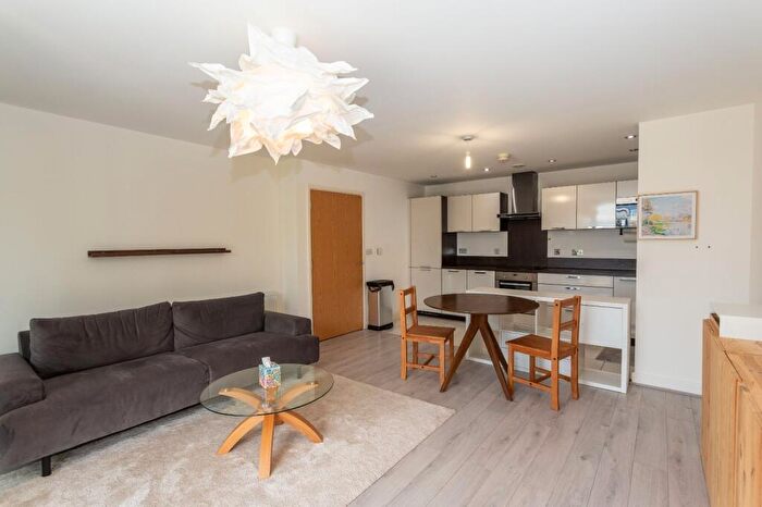 2 Bedroom Apartment To Rent In Fairmont House, Needleman Street, London, SE16