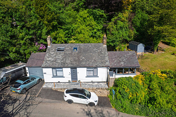 3 Bedroom Detached Bungalow For Sale In Long Hill, Darley Dale, Matlock, DE4