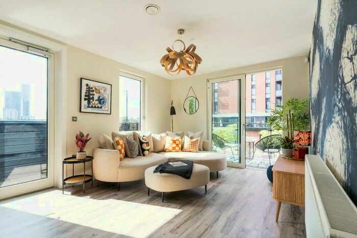 2 Bedroom Apartment For Sale In Railings, Middlewood Locks, M5