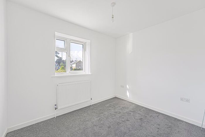 3 Bedroom Detached House For Sale In Eynswood Drive, Sidcup, DA14
