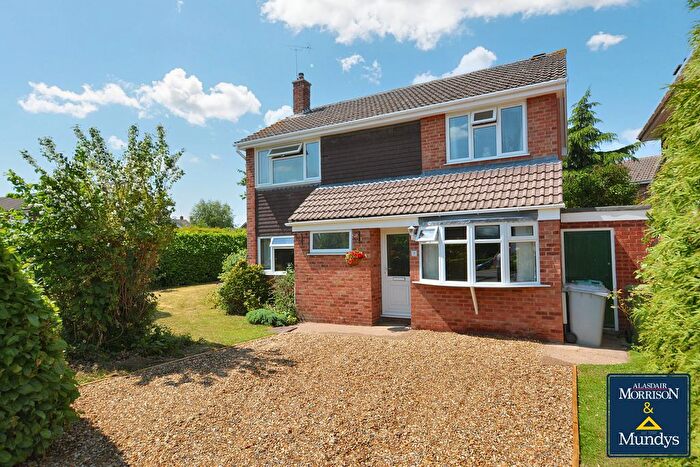 4 Bedroom Detached House For Sale In Crafts Way, Southwell, NG25