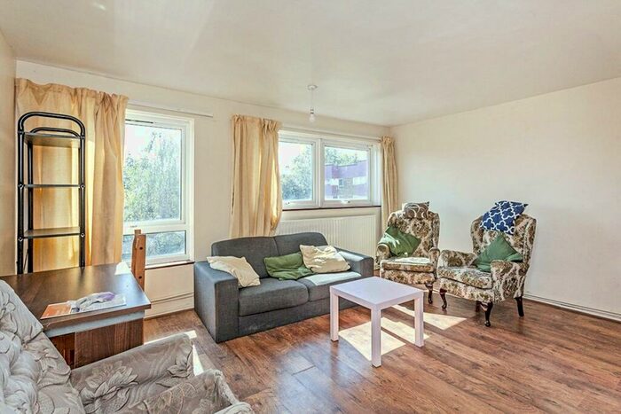 4 Bedroom Maisonette To Rent In Lovelinch Close, London, SE15