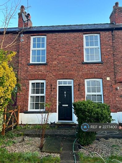 2 Bedroom Terraced House To Rent In The Green Welton, Hull, HU15