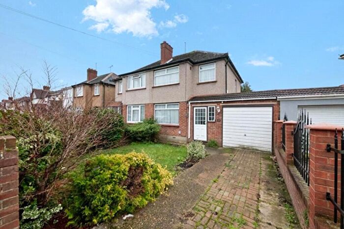 3 Bedroom Property For Sale In Seaton Road, Hayes, UB3
