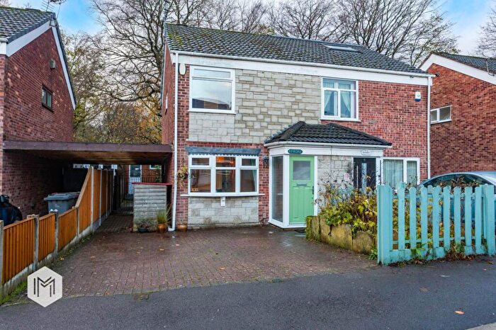 3 Bedroom Semi-Detached House For Sale In Frome Close, Tyldesley, M29