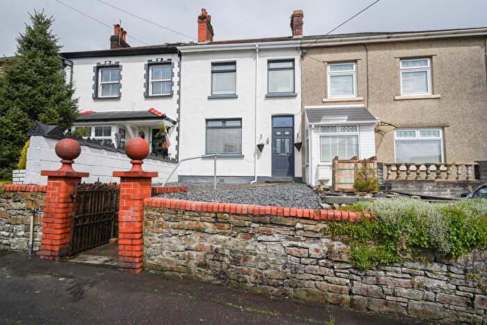 3 Bedroom Terraced House For Sale In Lone Road, Swansea, SA6