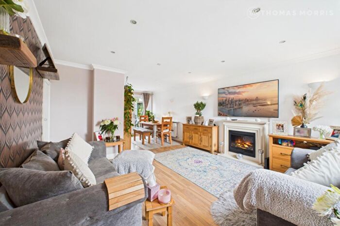 3 Bedroom End Of Terrace House For Sale In Rookery Place, Fenstanton, Huntingdon, Cambridgeshire, PE28