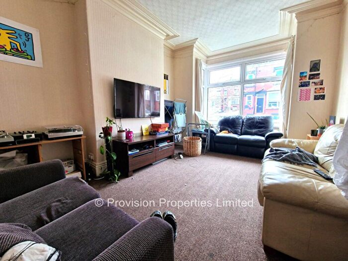 4 Bedroom Terraced House To Rent In Beechwood View, Burley, Leeds, LS4