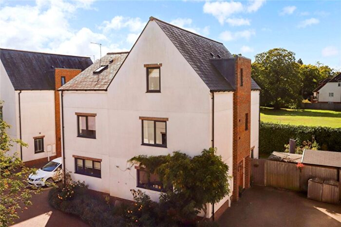 4 Bedroom Semi-Detached House For Sale In Langham Court, Farnham, Surrey, GU9