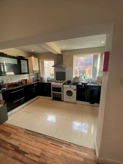 4 Bedroom Terraced House To Rent In Kenmare Road, Wavertree, Liverpool, L15
