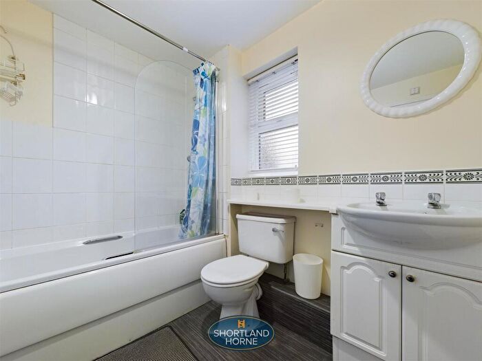 2 Bedroom Apartment To Rent In Drapers Fields, Canal Basin, Coventry, CV1