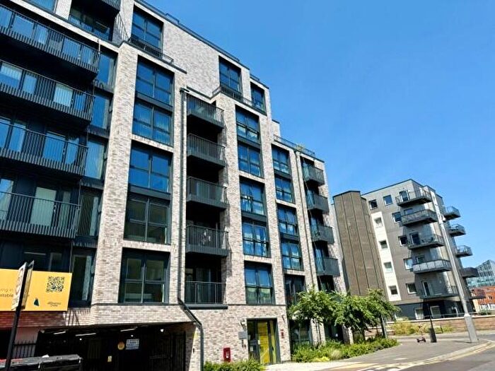 1 Bedroom Apartment To Rent In Herschel Street, Slough, SL1