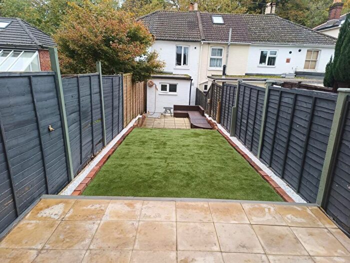 2 Bedroom Terraced House For Sale In Church Road, Old Bishopstoke, SO50