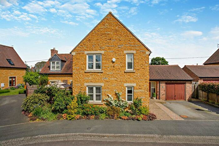 4 Bedroom Detached House For Sale In Old Manor Gardens, Wymondham, Melton Mowbray, LE14