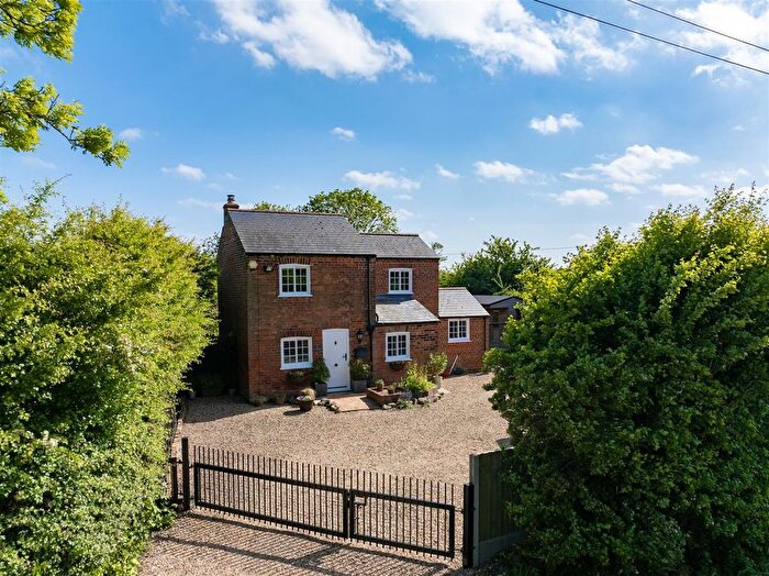 3 Bedroom Cottage For Sale In Jekils Bank, Holbeach St Johns, PE12