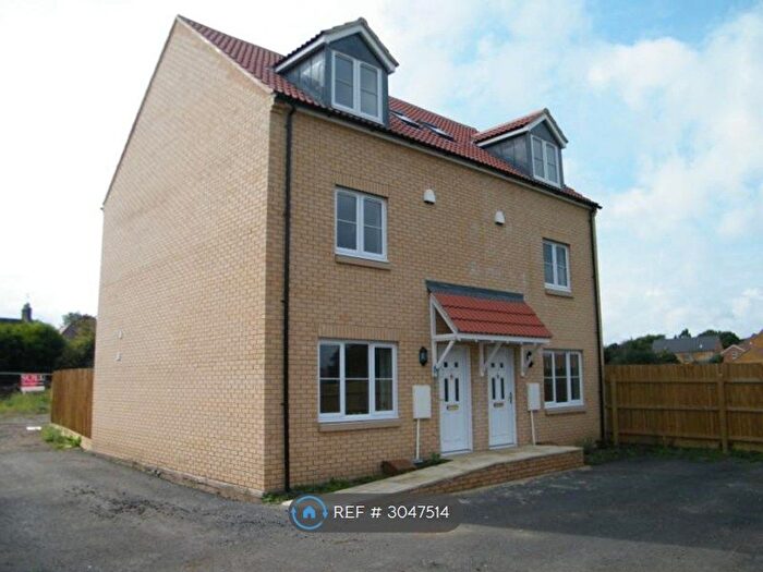 3 Bedroom Semi Detached House To Rent In Dove Gardens, Peterborough, PE2