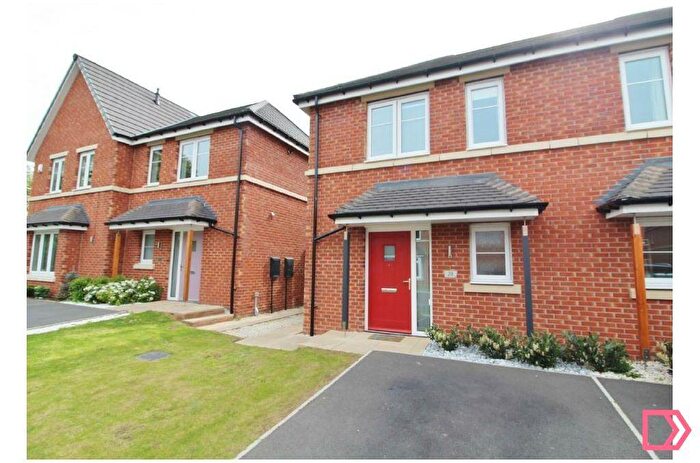 2 Bedroom Semi-Detached House To Rent In Leicester Square, Crossgates, Leeds, LS15