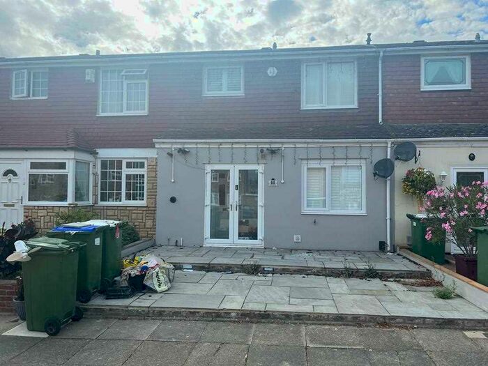 3 Bedroom Property To Rent In Victoria Street, Belvedere, DA17