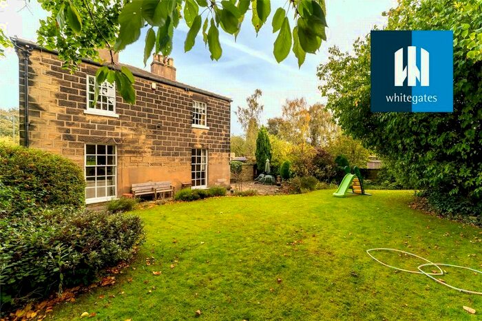 4 Bedroom End Of Terrace House For Sale In Barnsley Road, Ackworth, Pontefract, West Yorkshire, WF7