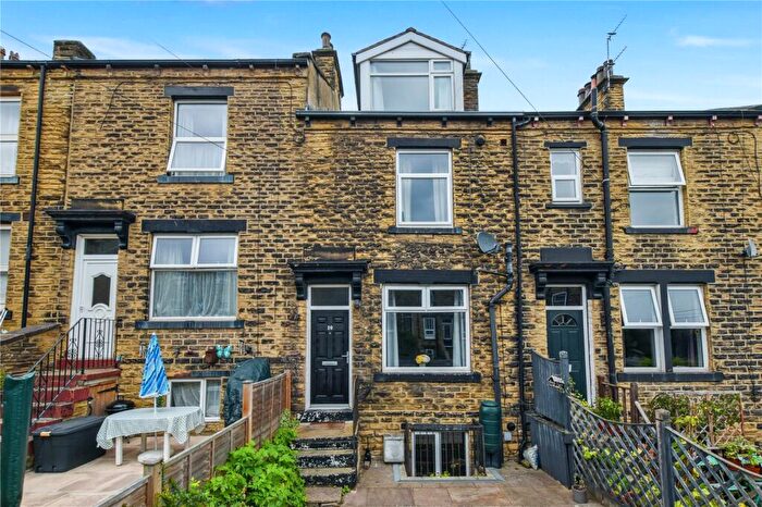 2 Bedroom Terraced House For Sale In Gladstone Street, Farsley, Pudsey, West Yorkshire, LS28