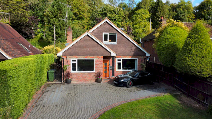 3 Bedroom Detached House For Sale In Perks Lane, Great Missenden, HP16