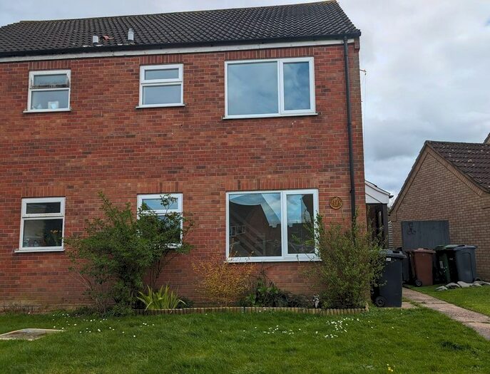 1 Bedroom Semi-Detached House To Rent In Pavilion Court, Roydon, IP22